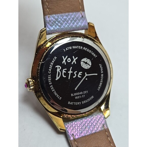 Betsey Johnson Abalone Dial Crystals Iridescent Purple Womens Watch New Battery main image 2